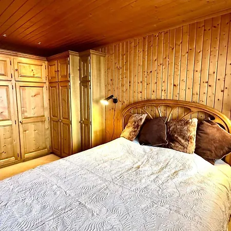 Chalet In Chateau-D X Near Gstaad Ski Resort