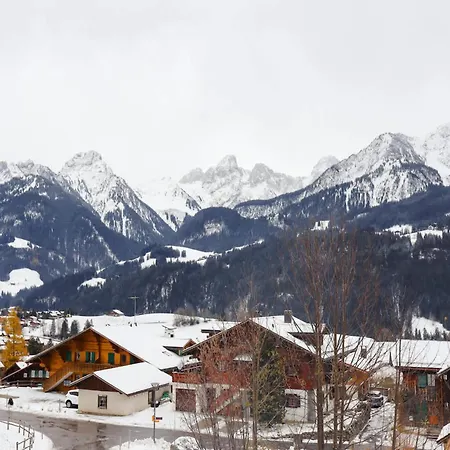 Dağ evi Chalet In Chateau-D X Near Gstaad Ski Resort *