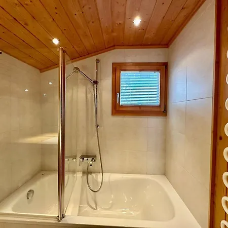 Dağ evi Chalet In Chateau-D X Near Gstaad Ski Resort *
